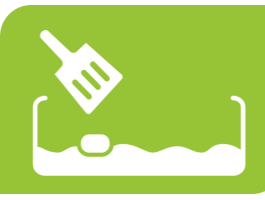 After your cat uses the litter box, promptly remove feces and clumped litter with a scoop.